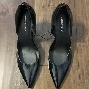 Marc Fisher Black Women's Patens Shoes Pumps Size 11 NWOB